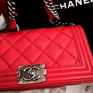 AUTHENTIC CHANEL BOY BAG
